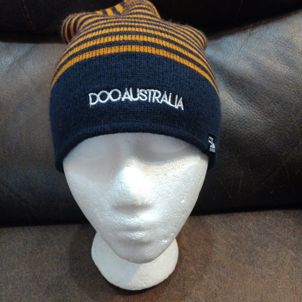 Beanie Hat DooAustralia Knit Warm Winter Snow Ski Striped Rust Acrylic OSFM